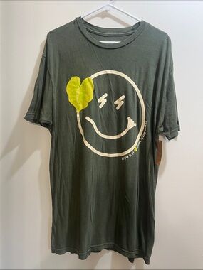Short Stack Bijo Bay (L) Women’s T-Shirt NWT